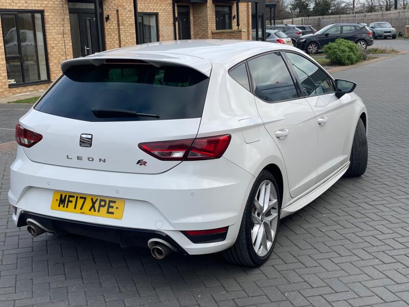 View SEAT LEON 2.0 TDI FR Technology 