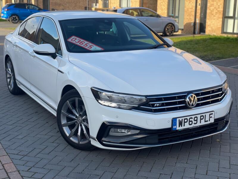 View VOLKSWAGEN PASSAT 1.5 TSI EVO R-Line 