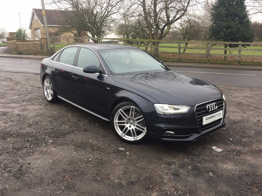 View AUDI A4 TFSI S LINE S-S