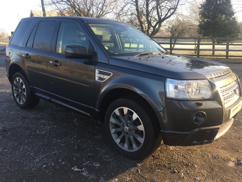 View LAND ROVER FREELANDER TD4 SPORT LE