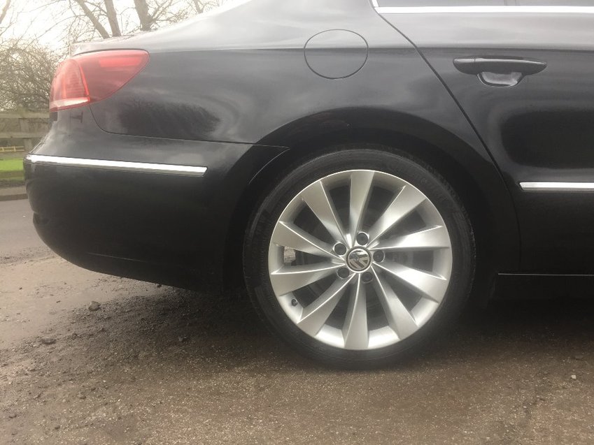 VOLKSWAGEN CC