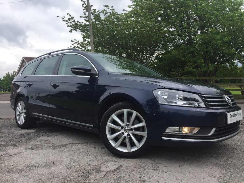 View VOLKSWAGEN PASSAT EXECUTIVE TDI BLUEMOTION TECHNOLOGY