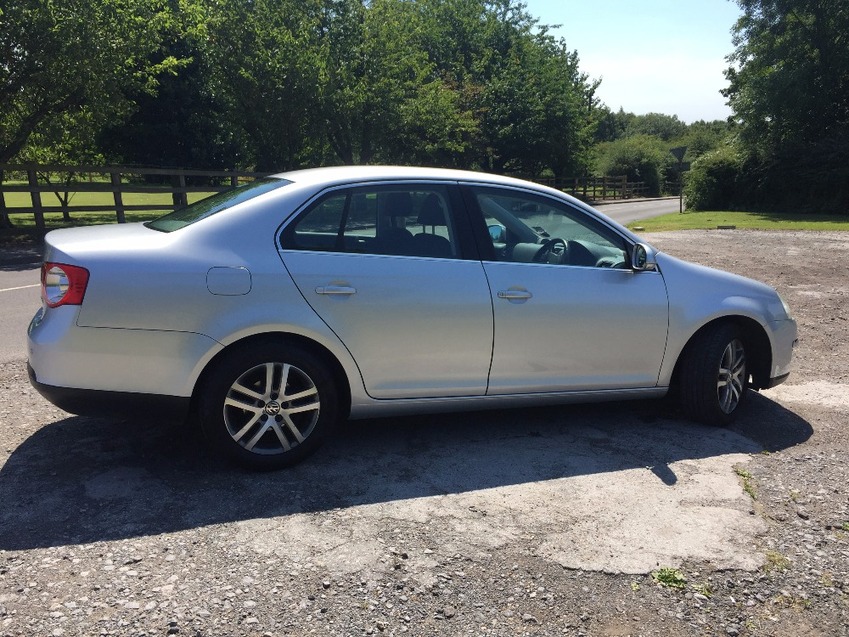 View VOLKSWAGEN JETTA SE TDI DSG