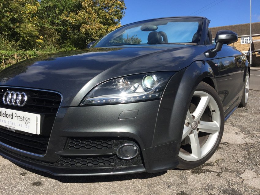 AUDI TT