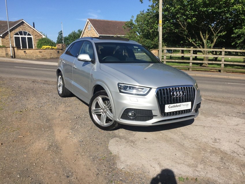 View AUDI Q3 TDI QUATTRO S LINE PLUS