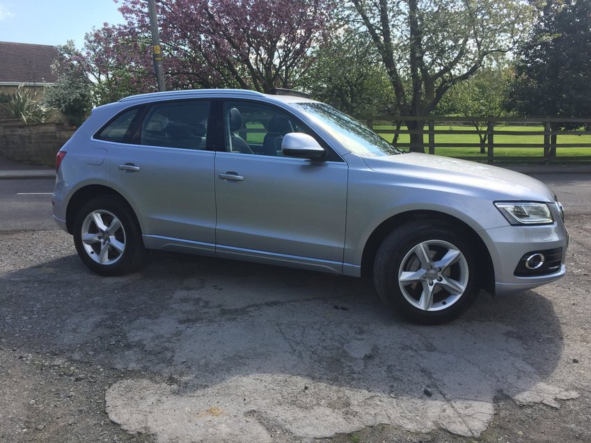 AUDI Q5