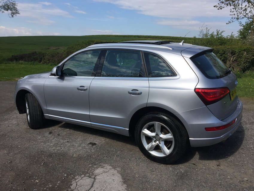 AUDI Q5