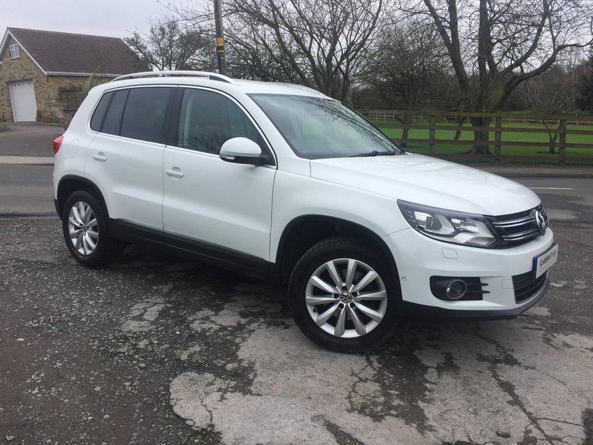 View VOLKSWAGEN TIGUAN MATCH TDI BLUEMOTION TECH 4MOTION DSG