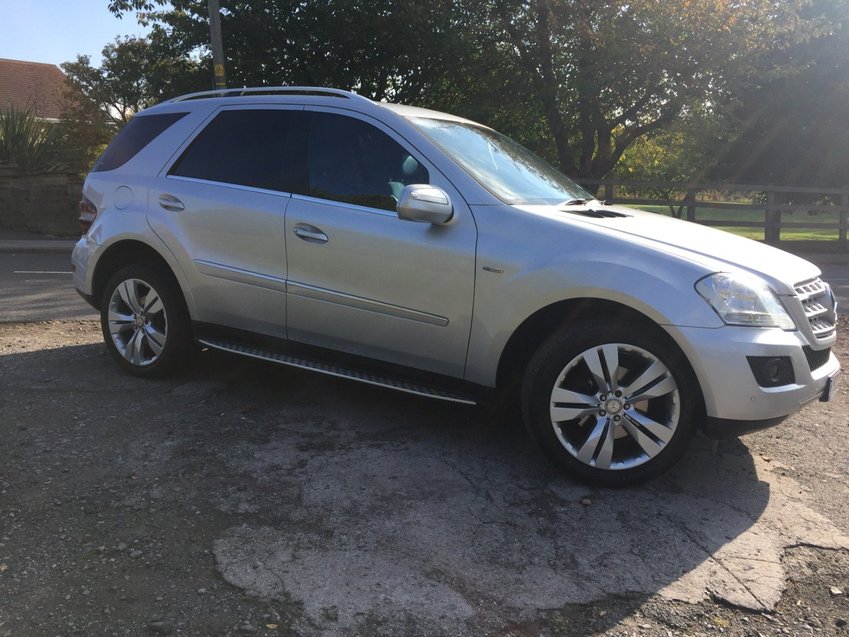 View MERCEDES-BENZ M CLASS ML300 CDI BLUEEFFICIENCY SPORT