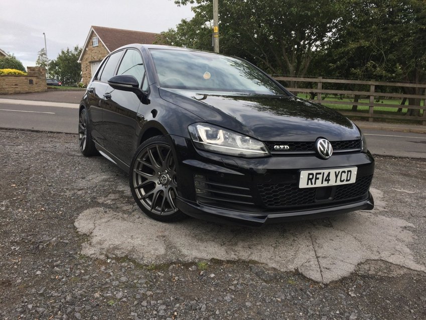 View VOLKSWAGEN GOLF GTD