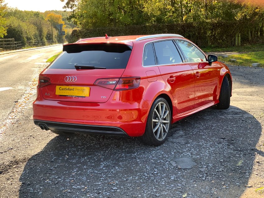 View AUDI A3 TDi 150 Start-Stop S Line