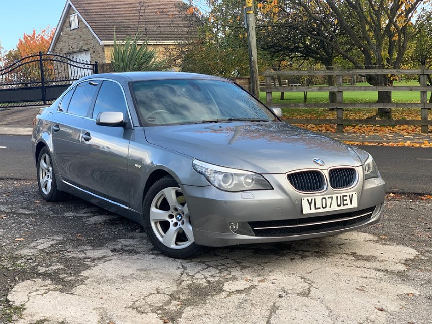 View BMW 5 SERIES 520d 520 SE