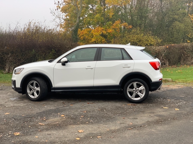 AUDI Q2