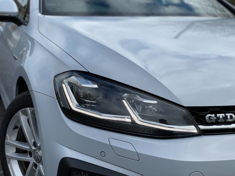 View VOLKSWAGEN GOLF GTD TDI BLUELINE