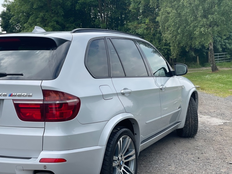 View BMW X5 M50D