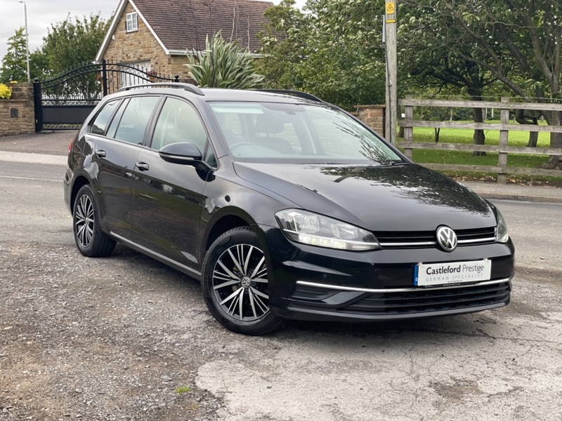 View VOLKSWAGEN GOLF SE NAVIGATION TDI BLUEMOTION TECHNOLOGY