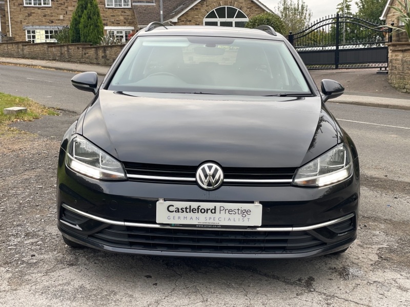 View VOLKSWAGEN GOLF SE NAVIGATION TDI BLUEMOTION TECHNOLOGY