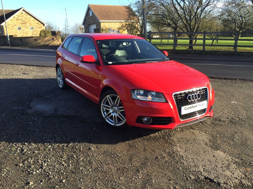 View AUDI A3 SPORTBACK TDI S LINE