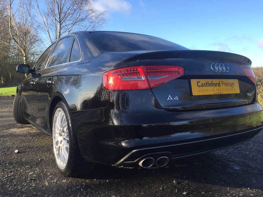 View AUDI A4 TDI S LINE