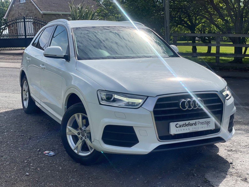 View AUDI Q3 TDI SE