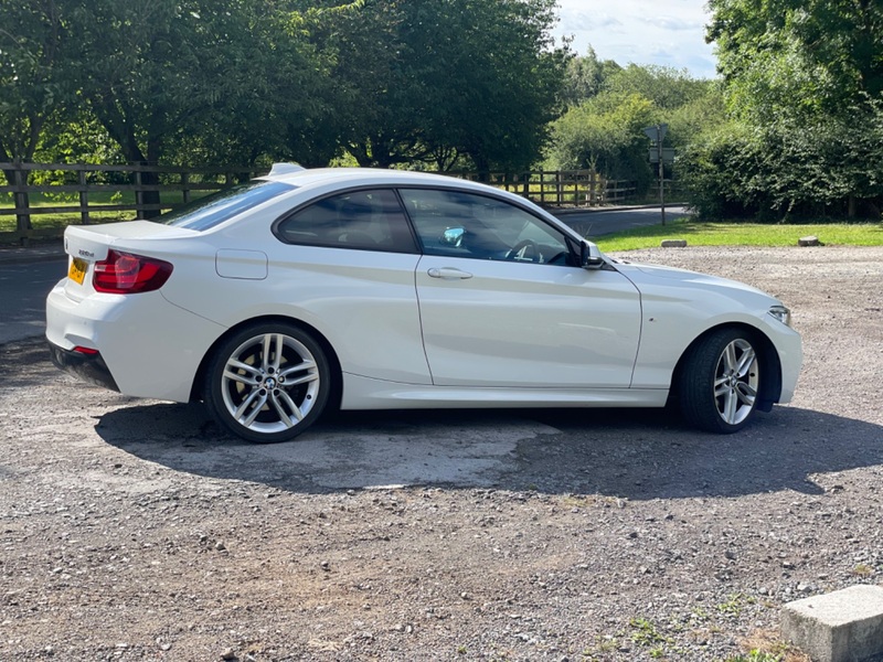 BMW 2 SERIES