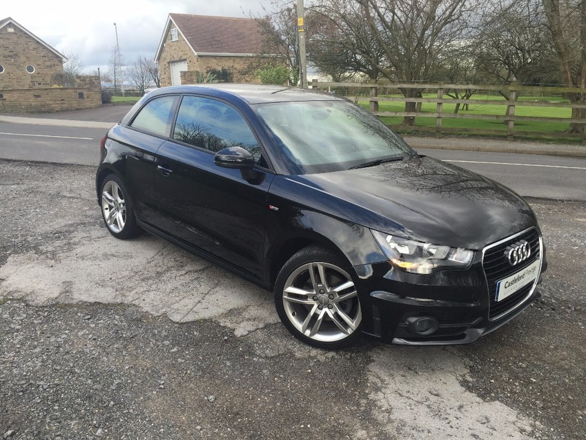 View AUDI A1 TDI S LINE