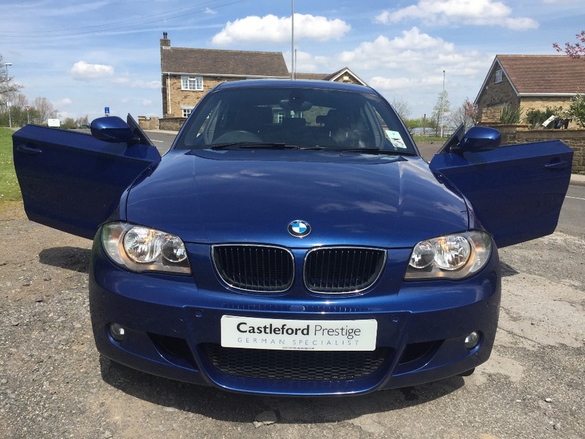 View BMW 1 SERIES 118D M SPORT