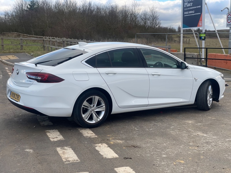 VAUXHALL INSIGNIA