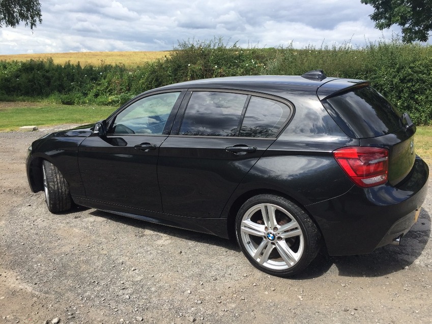 BMW 1 SERIES