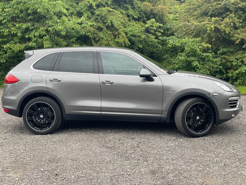 PORSCHE CAYENNE