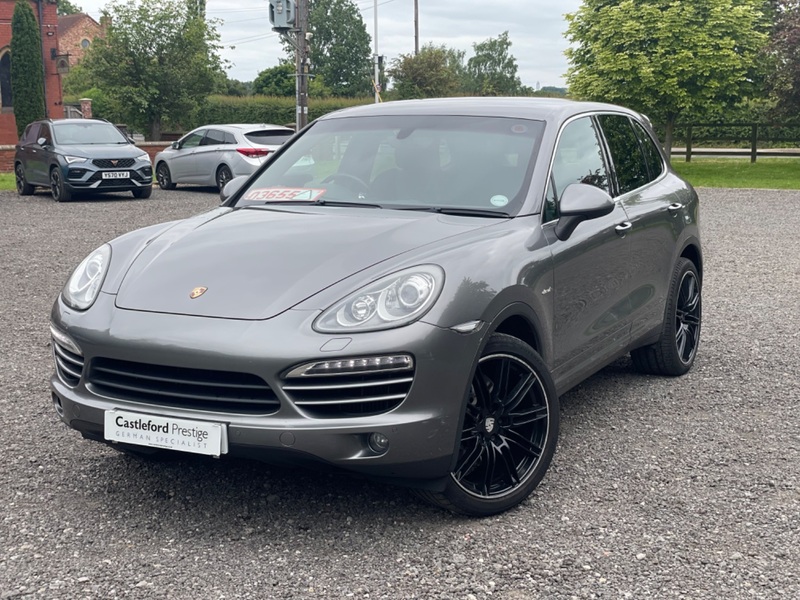 PORSCHE CAYENNE