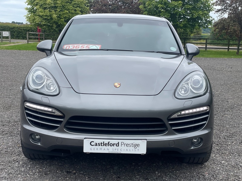 PORSCHE CAYENNE